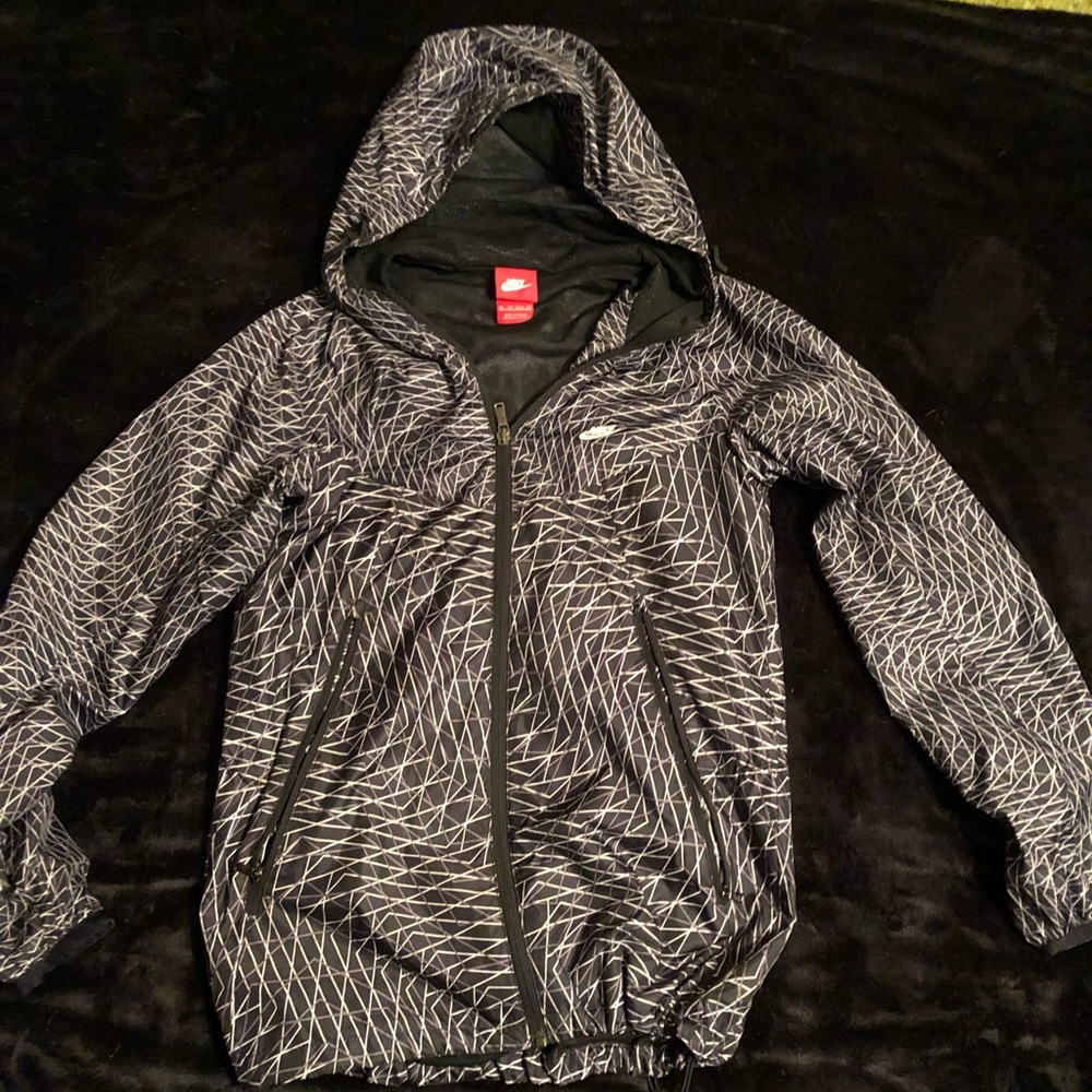 Nike wind breaker